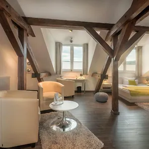Business - Boardinghouse Hotel